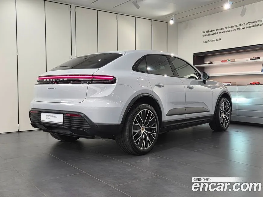 Porsche Macan 2025 из KR, фото 2