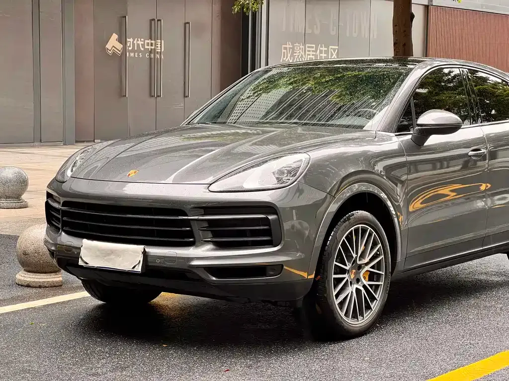 Porsche Cayenne — фото 2