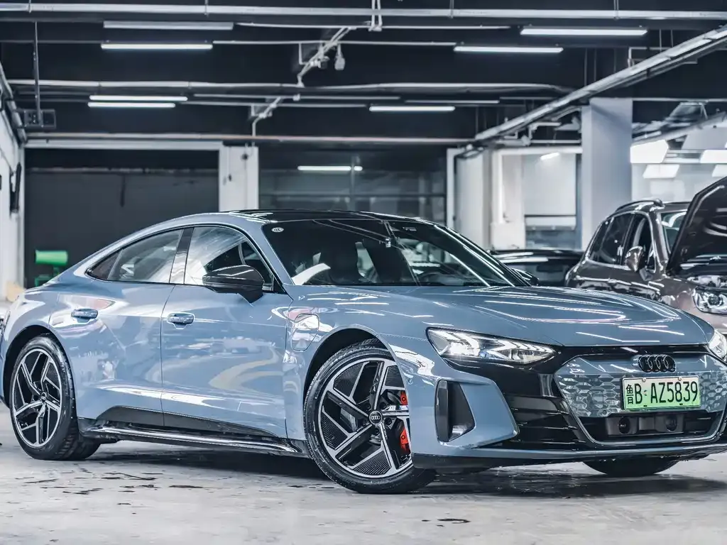 Audi RS e-tron GT 2023 из CN, фото 2