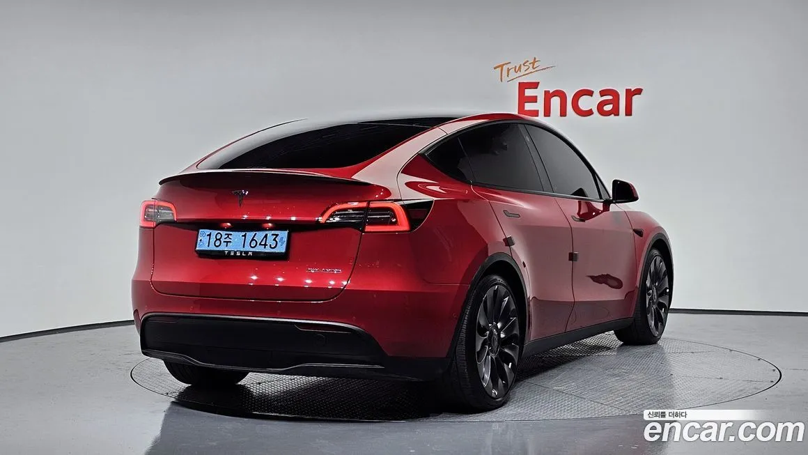Tesla Model Y 2021 из KR, фото 2