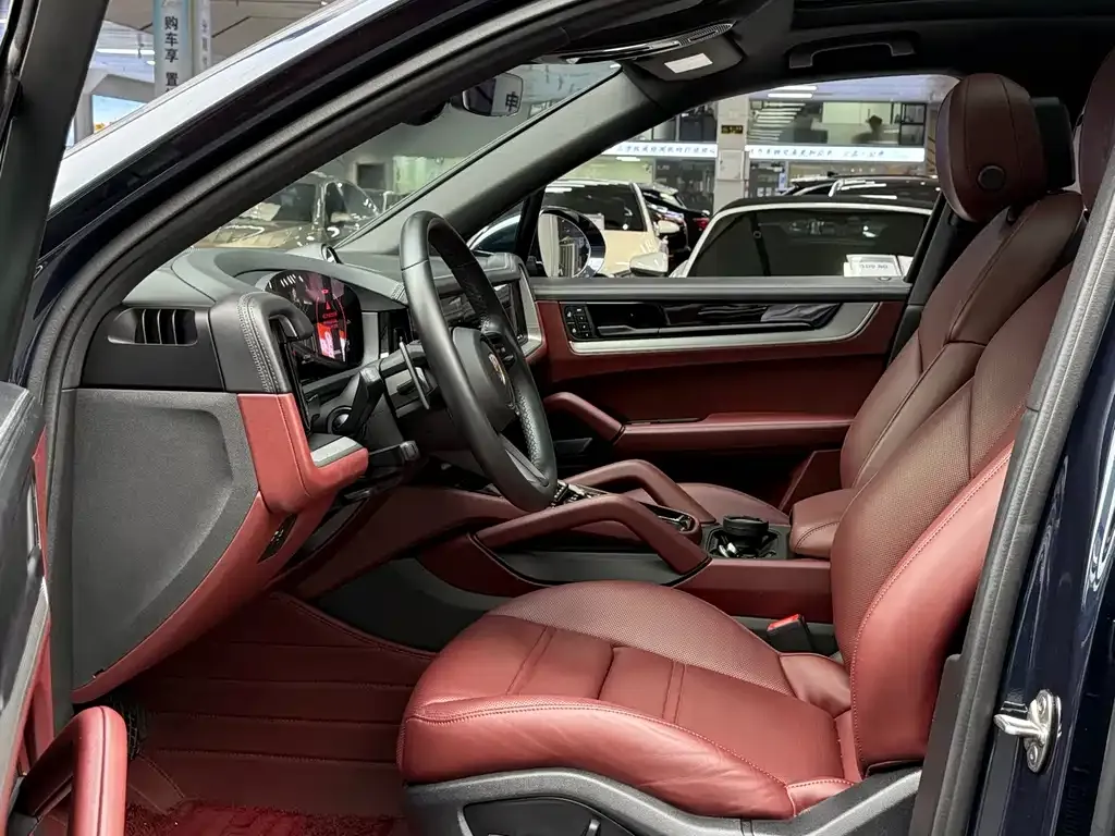 Porsche Cayenne 2024 из CN, фото 7