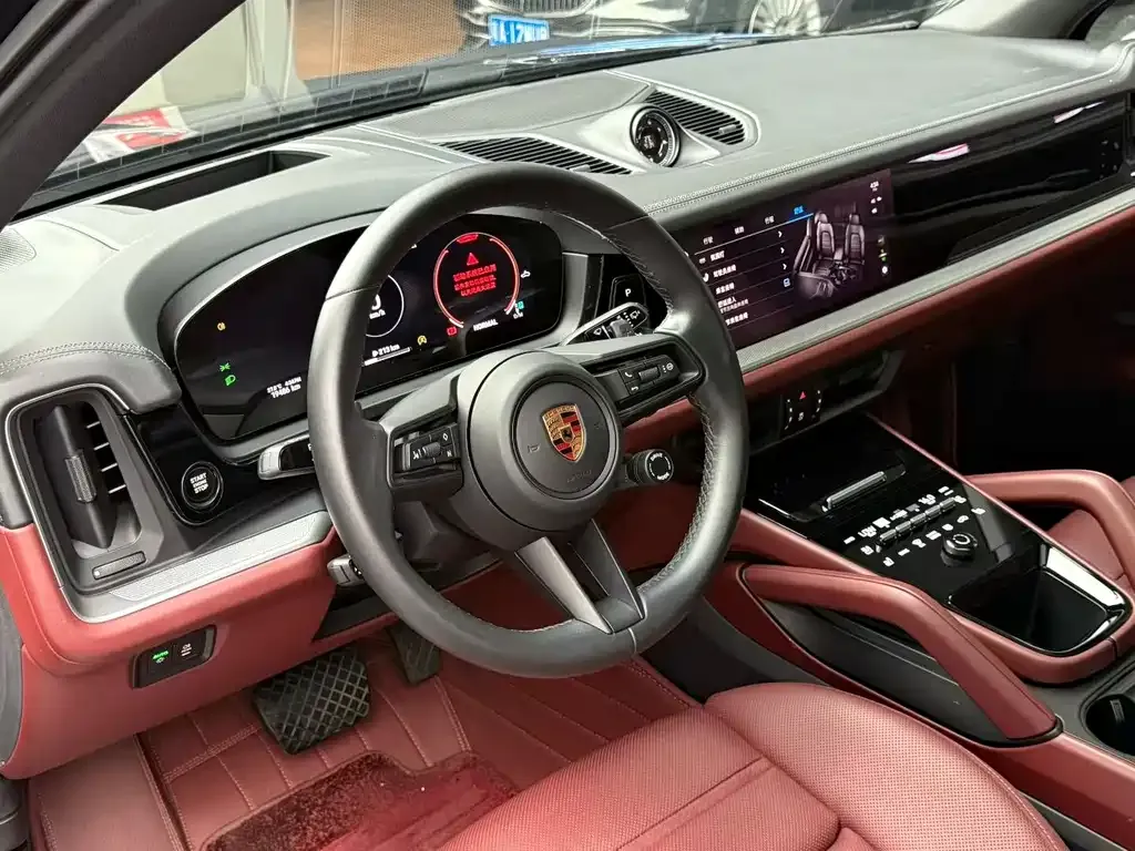 Porsche Cayenne 2024 из CN, фото 8