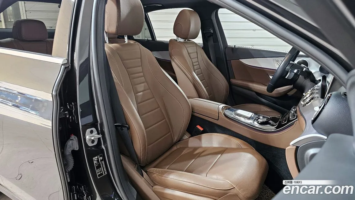 Mercedes-Benz E-Class 2021 из KR, фото 10