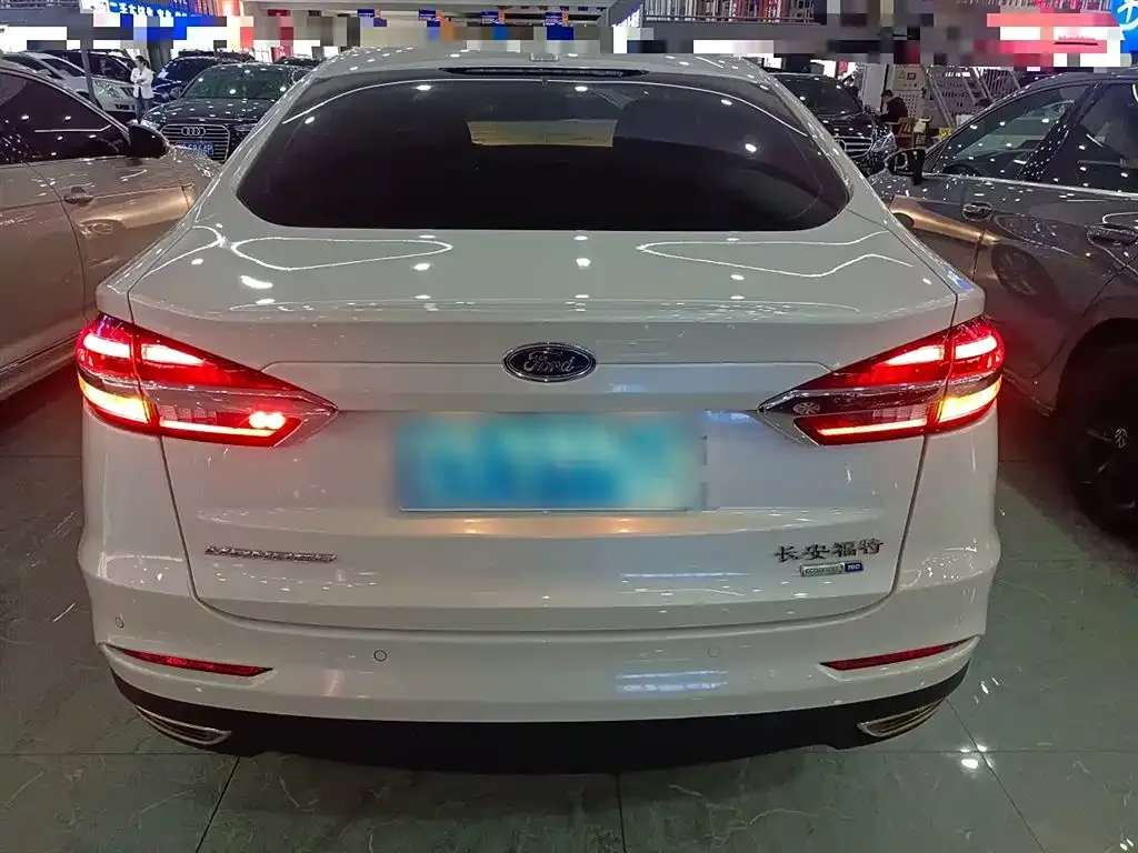 Ford Mondeo 2021 из CN, фото 6