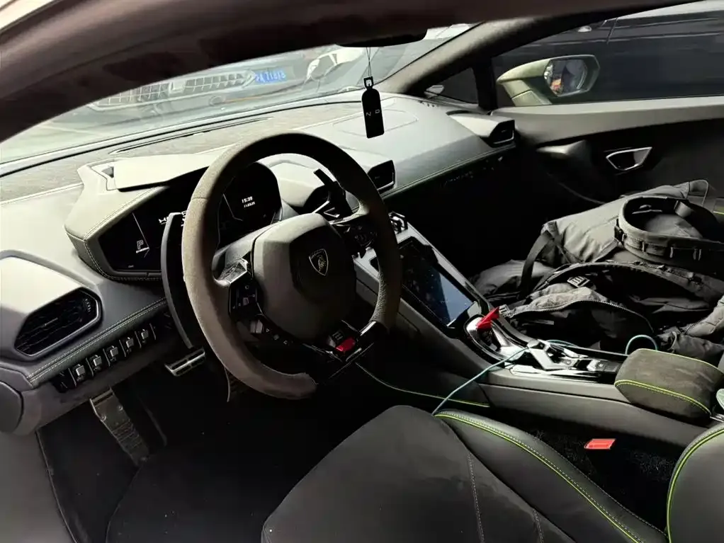 Lamborghini Huracan 2021 из CN, фото 10