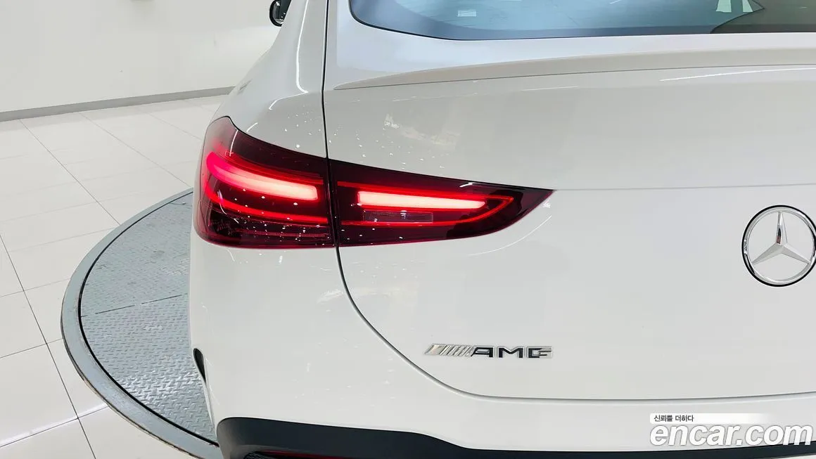 Mercedes-Benz GLE-Class — фото 10