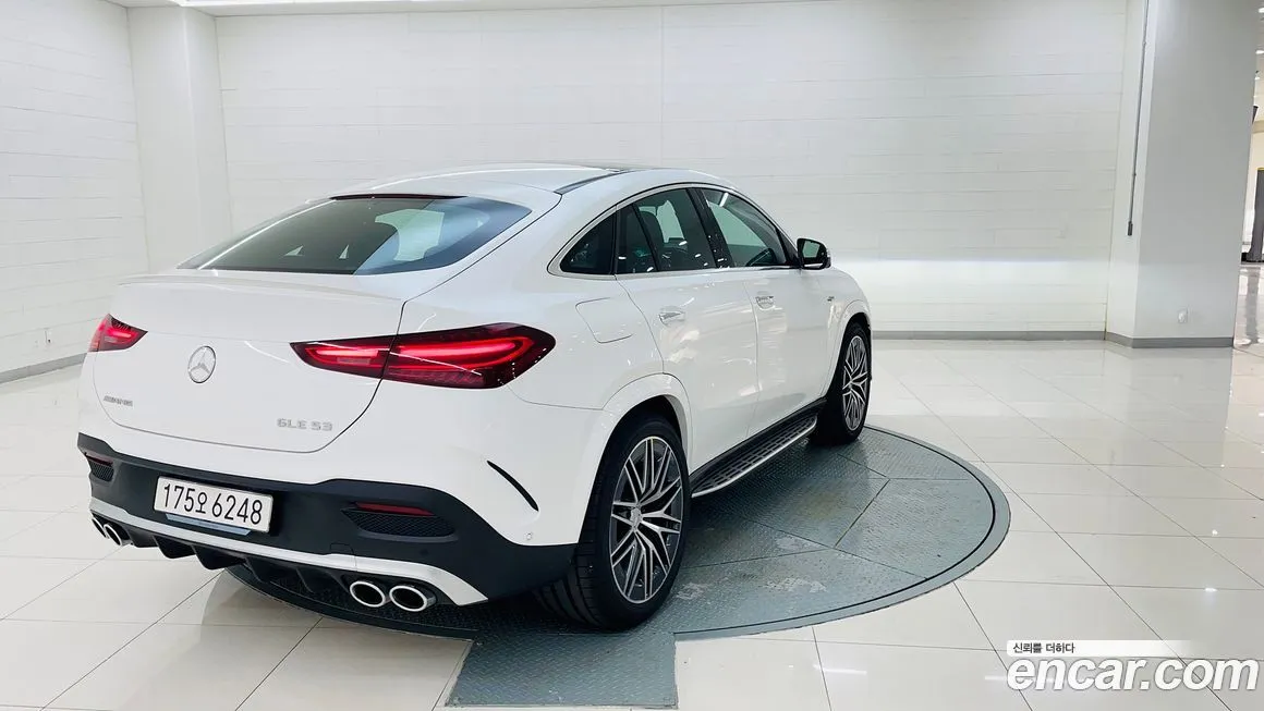 Mercedes-Benz GLE-Class — фото 5