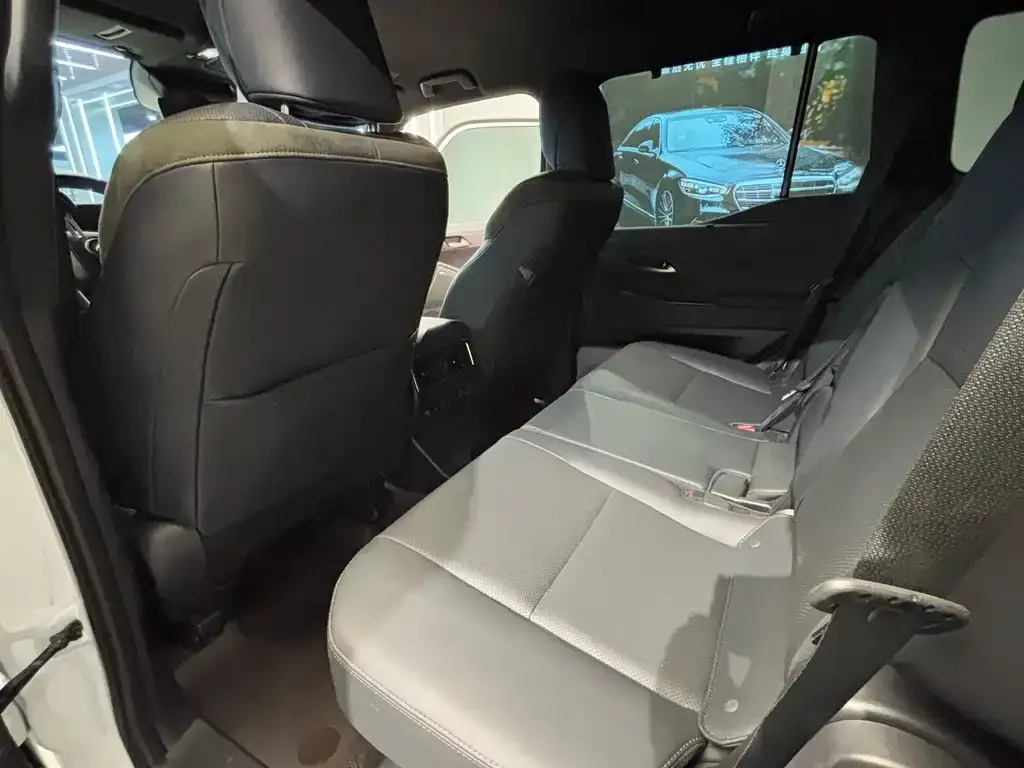 Lexus GX 2024 из CN, фото 6