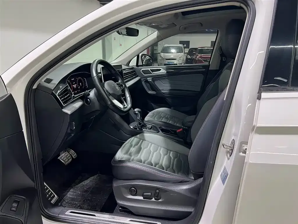 Volkswagen Tiguan X 2022 из CN, фото 9