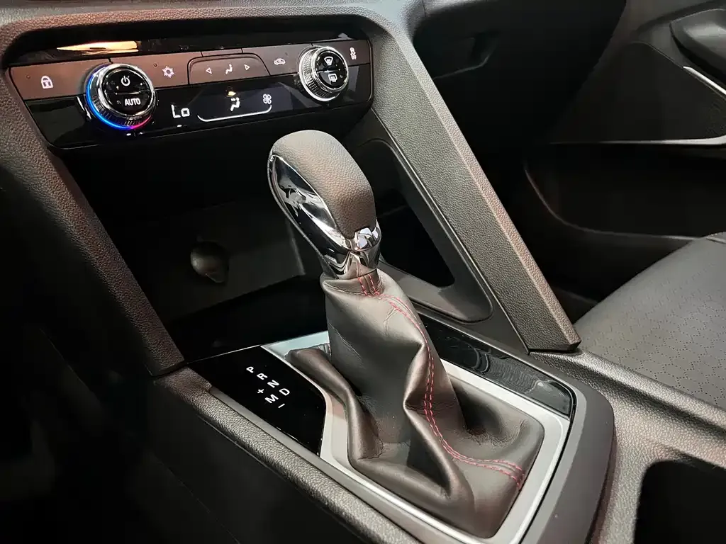 Chevrolet Volando 2022 из CN, фото 10