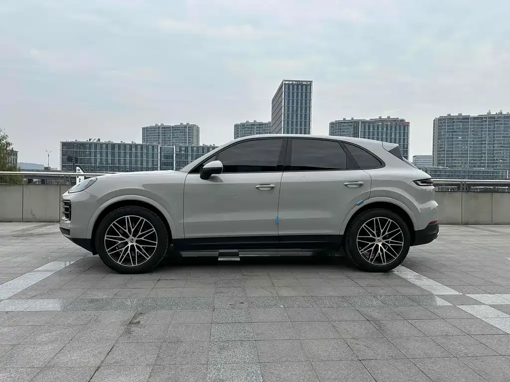 Porsche Cayenne 2024 из CN, фото 4