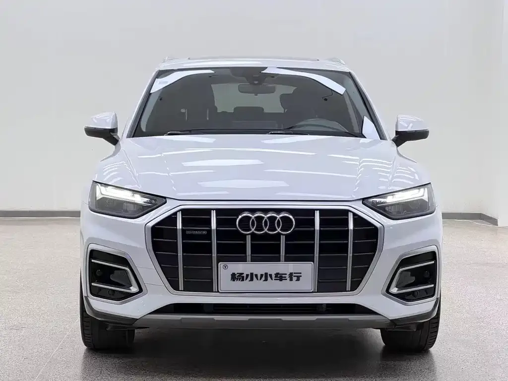 Audi Q5L 2022 из CN, фото 2