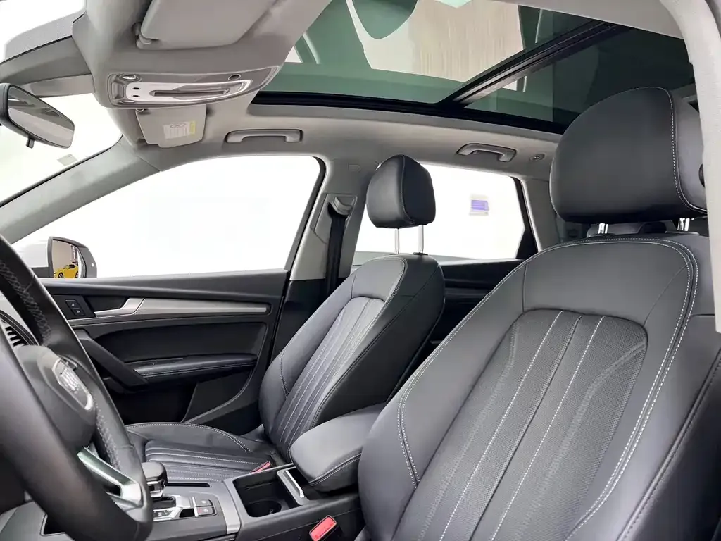 Audi Q5L 2022 из CN, фото 5