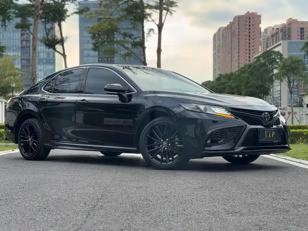 Toyota Camry 2023 из CN, фото 3