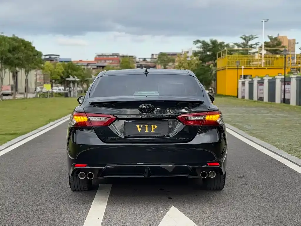 Toyota Camry 2023 из CN, фото 5