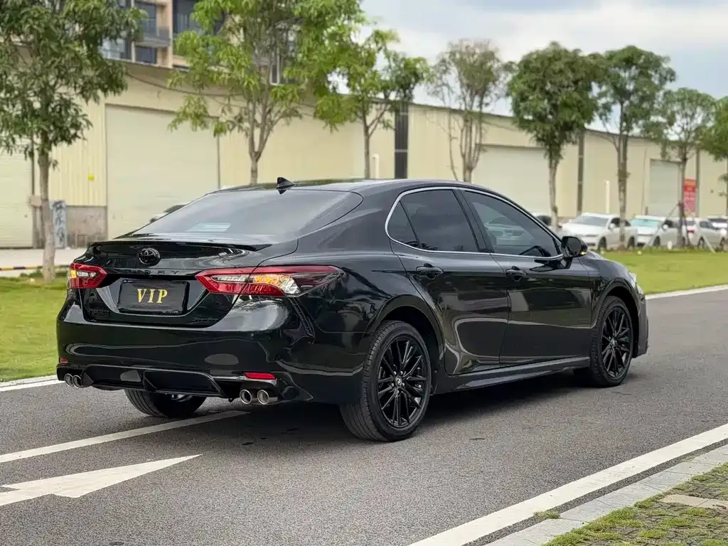 Toyota Camry 2023 из CN, фото 6