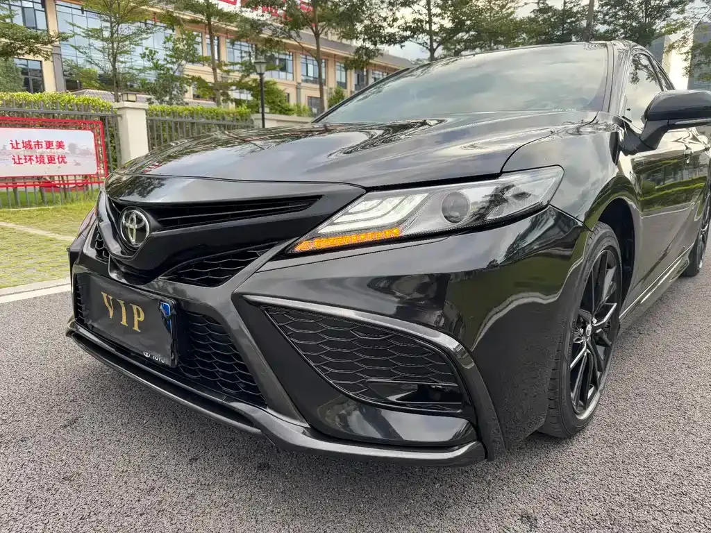 Toyota Camry 2023 из CN, фото 7