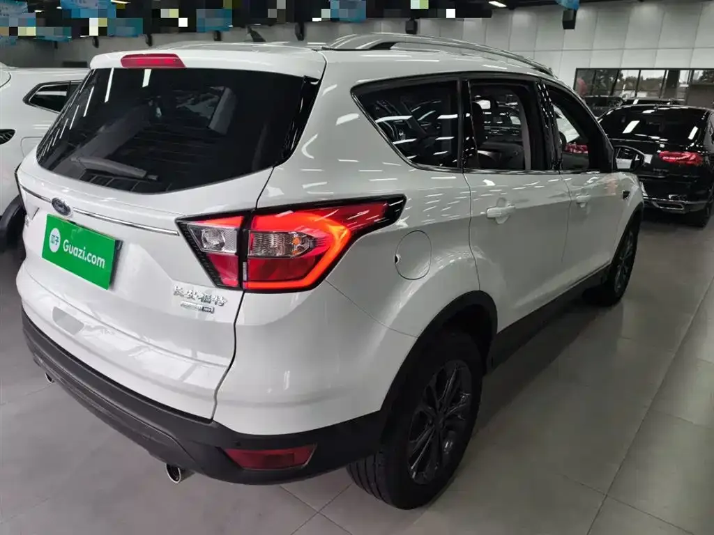 Ford Kuga 2021 из CN, фото 7