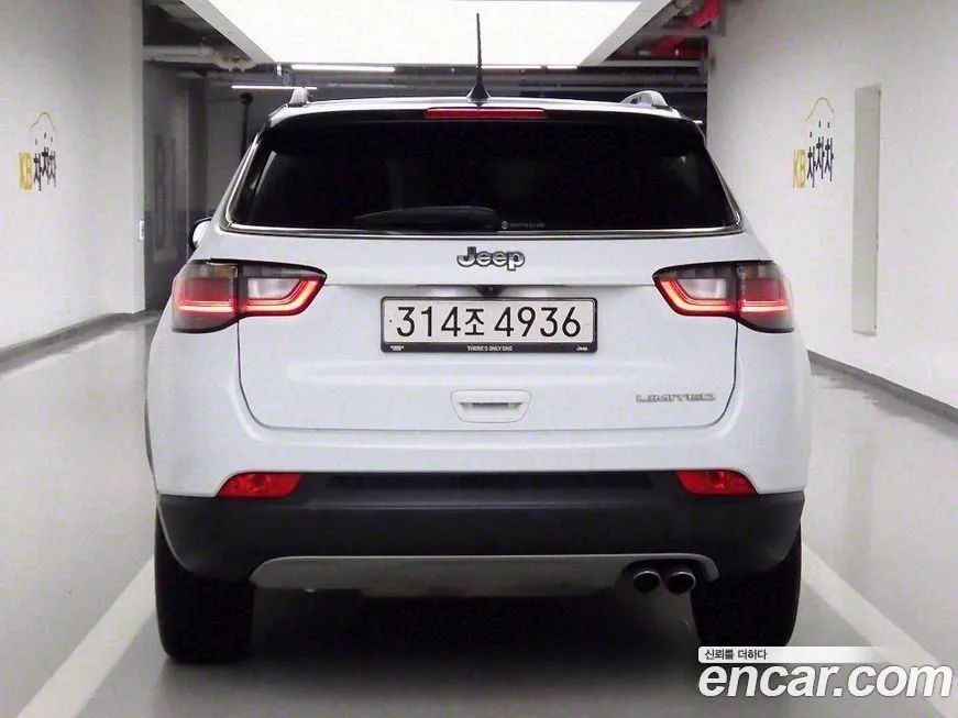 Jeep Compass 2022 из KR, фото 3