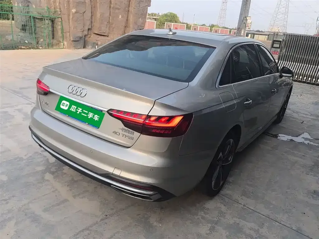 Audi A4L 2021 из CN, фото 7