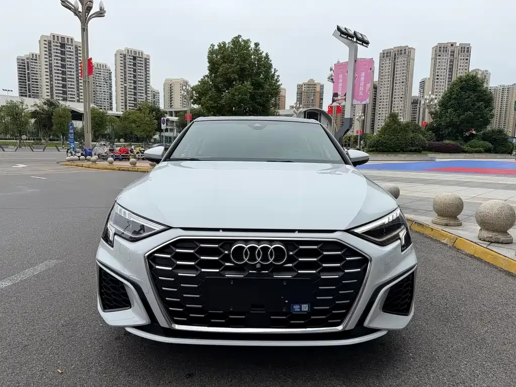 Audi A3 — фото 2