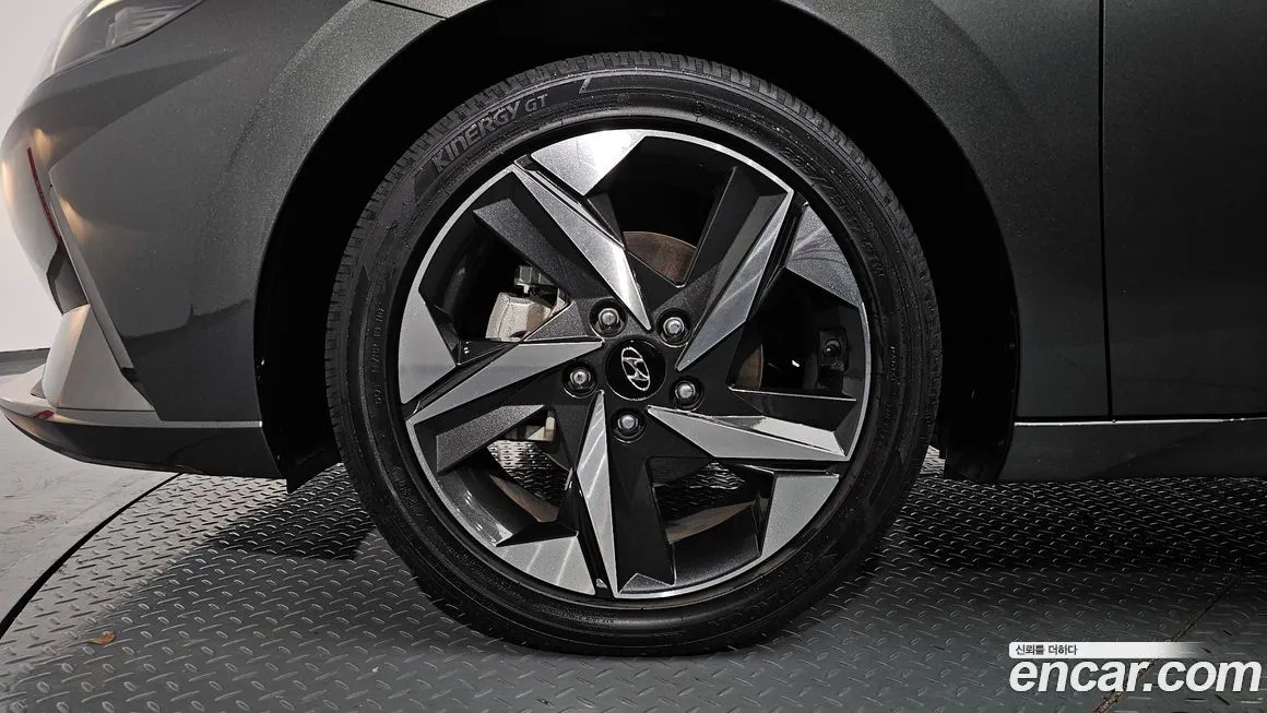 Hyundai AVANTE — фото 5
