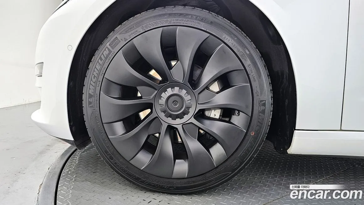 Tesla Model 3 2022 из KR, фото 5