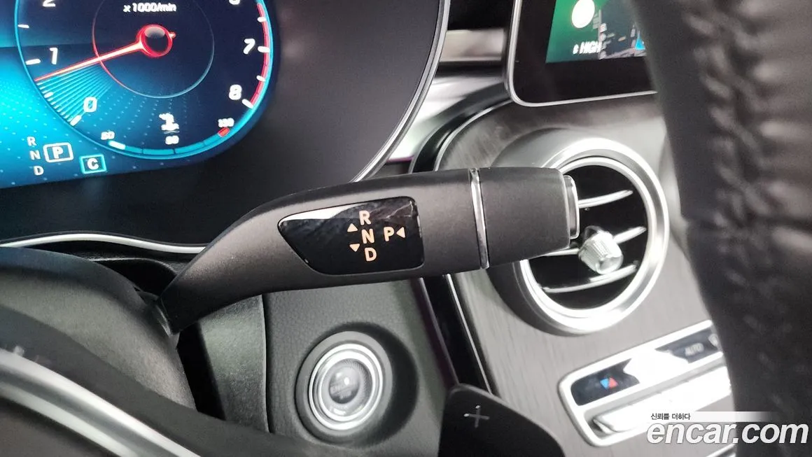 Mercedes-Benz GLC-Class 2023 из KR, фото 9