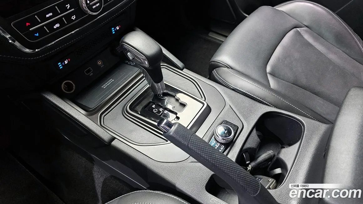 KG Mobility (Ssangyong) Rexton — фото 9
