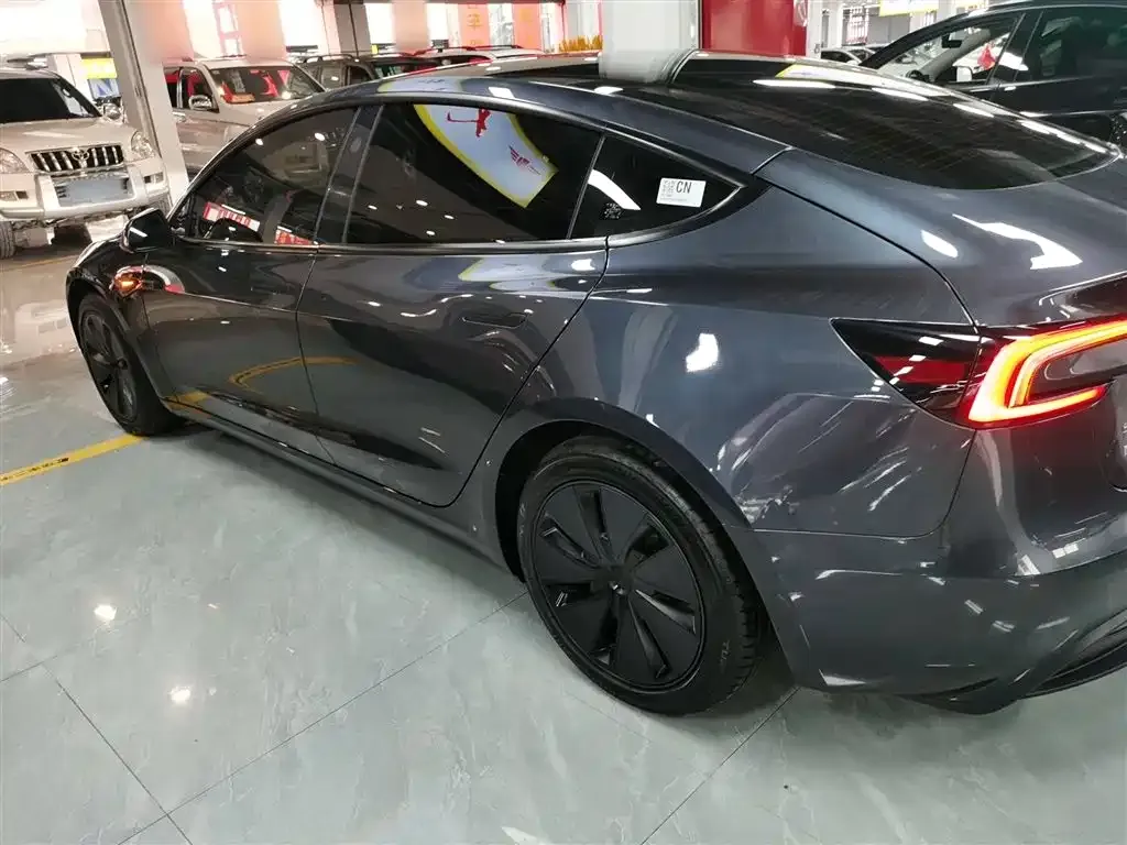 Tesla Model 3 2025 из CN, фото 5