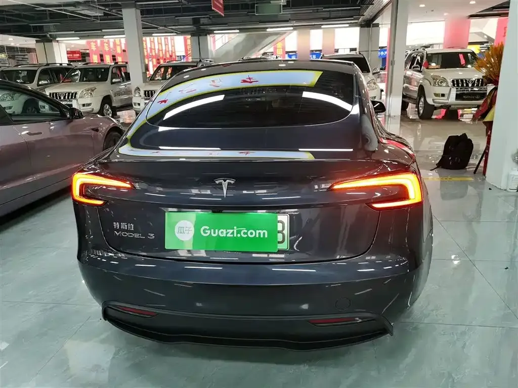 Tesla Model 3 2025 из CN, фото 6