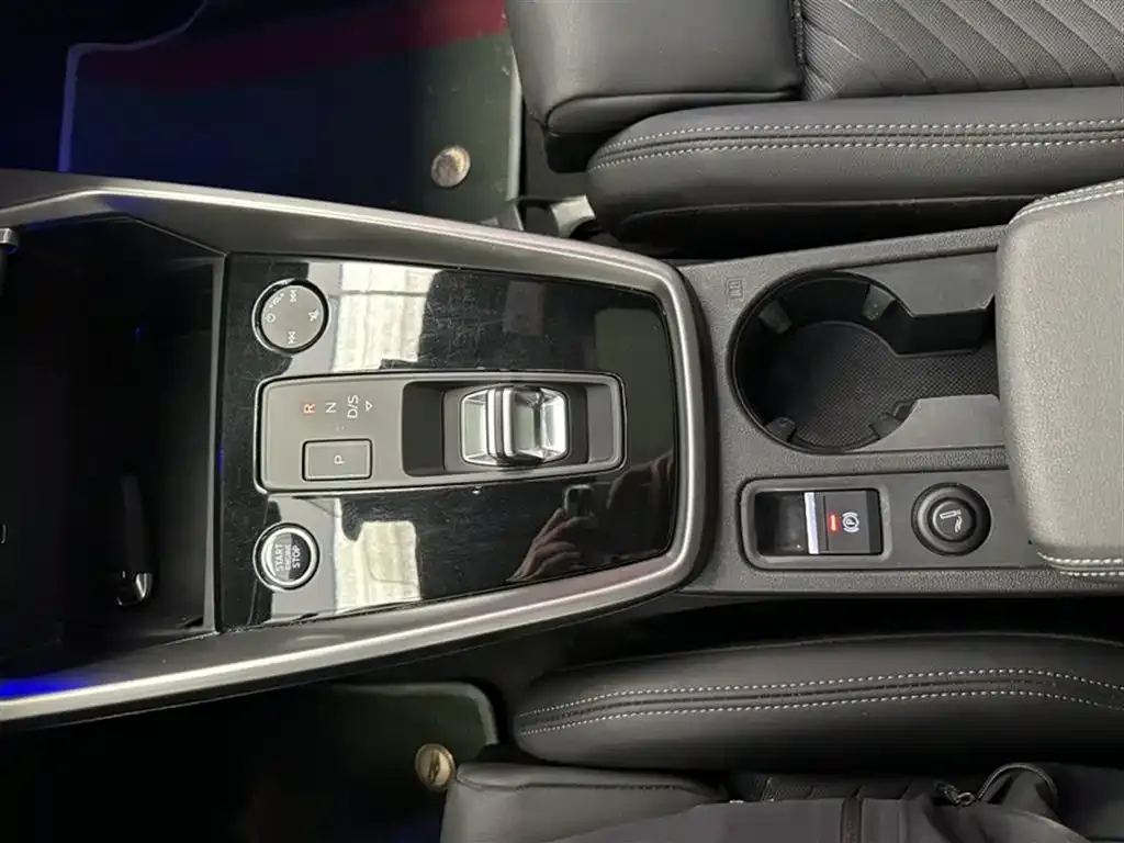 Audi A3 2022 из CN, фото 6