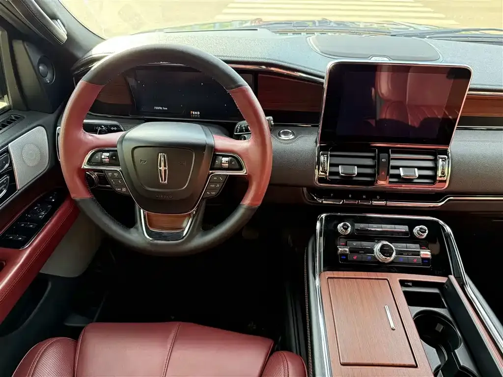 Lincoln Navigator 2021 из CN, фото 5
