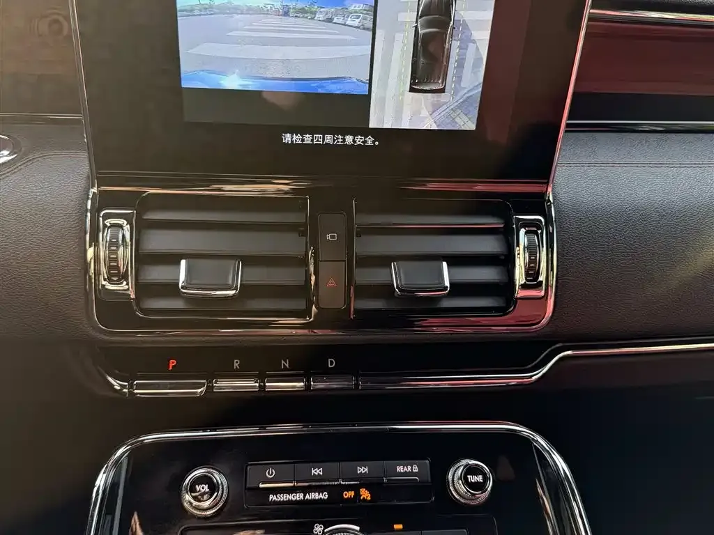 Lincoln Navigator 2021 из CN, фото 9