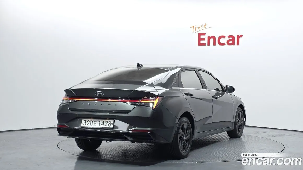 Hyundai AVANTE — фото 2