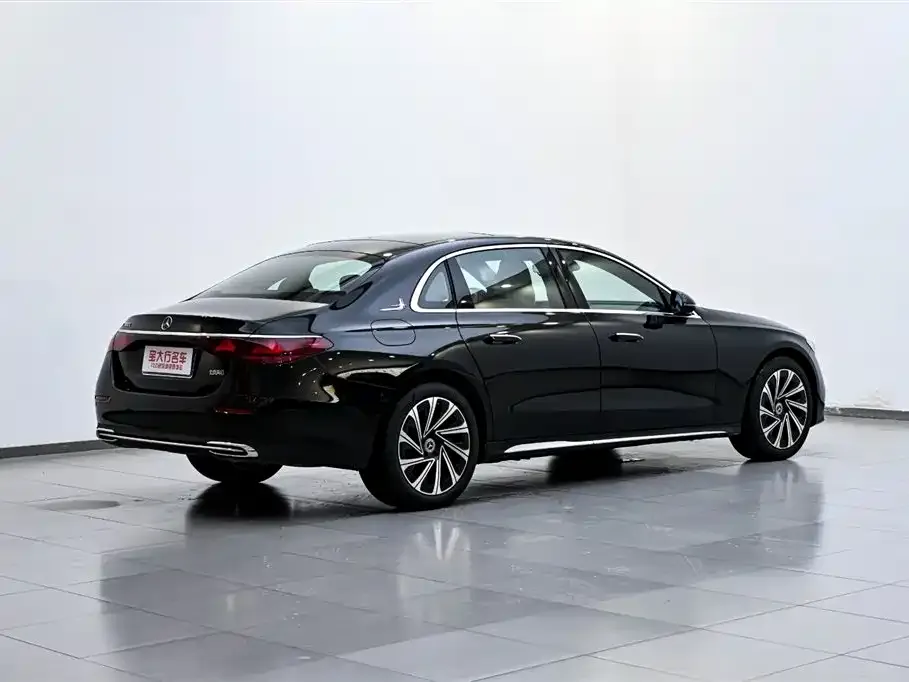 Mercedes-Benz E-Class 2025 из CN, фото 6