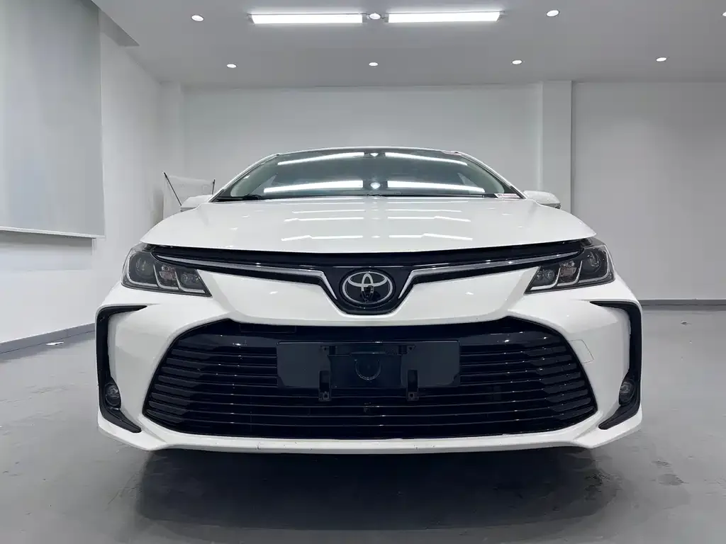 Toyota Corolla 2021 из CN, фото 2