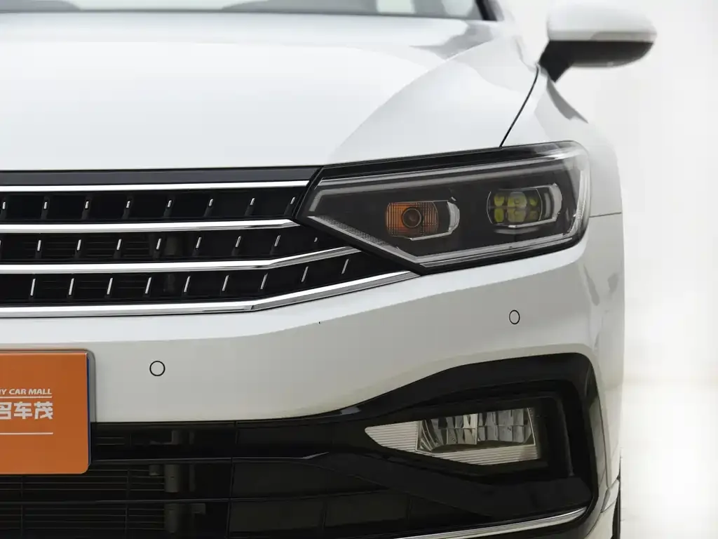 Volkswagen Magotan 2023 из CN, фото 4