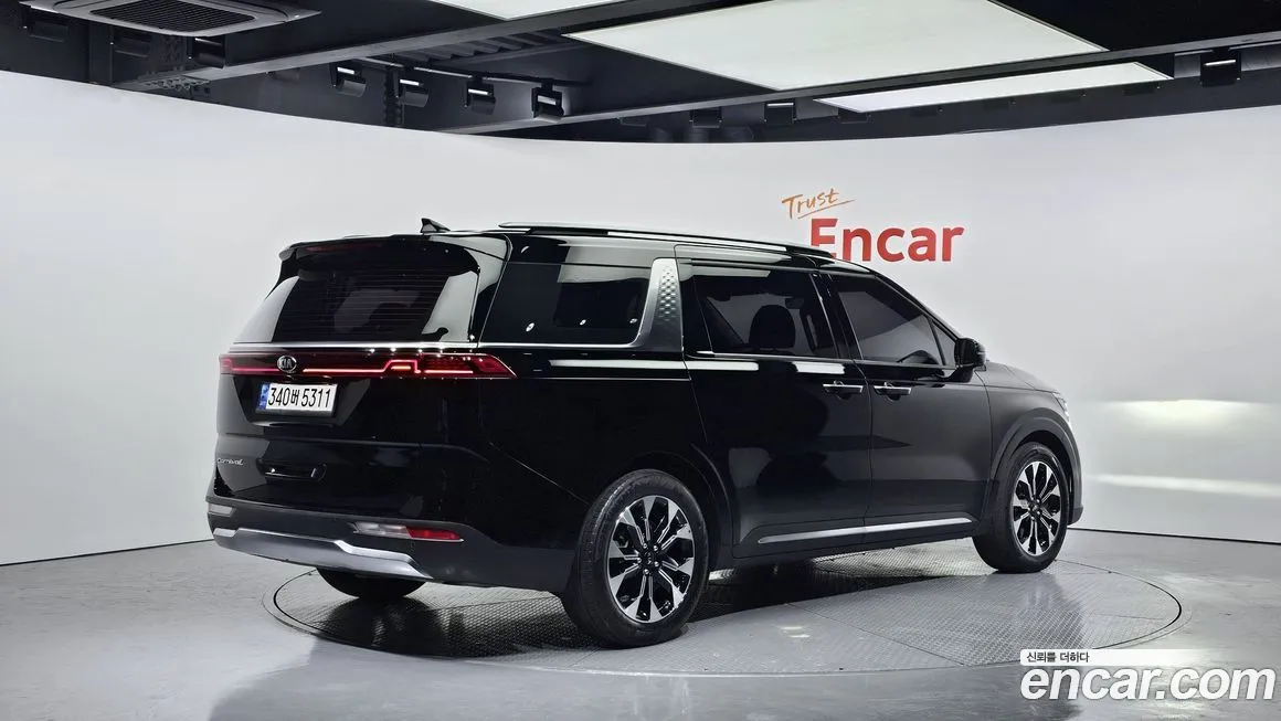Kia Carnival 2021 из KR, фото 2