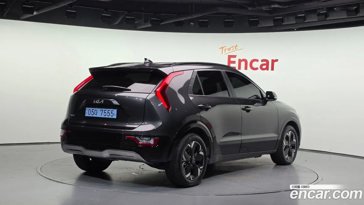 Kia Niro 2023 из KR, фото 2