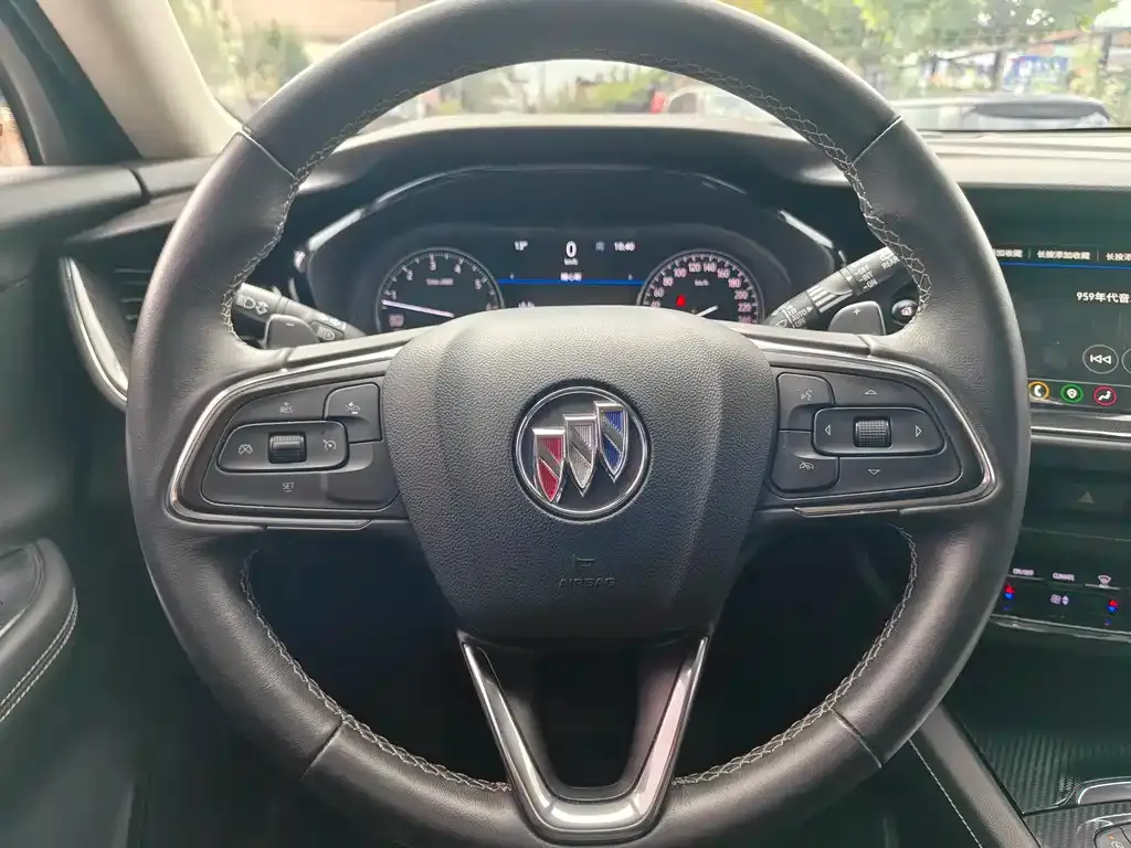 Buick Envision S — фото 10