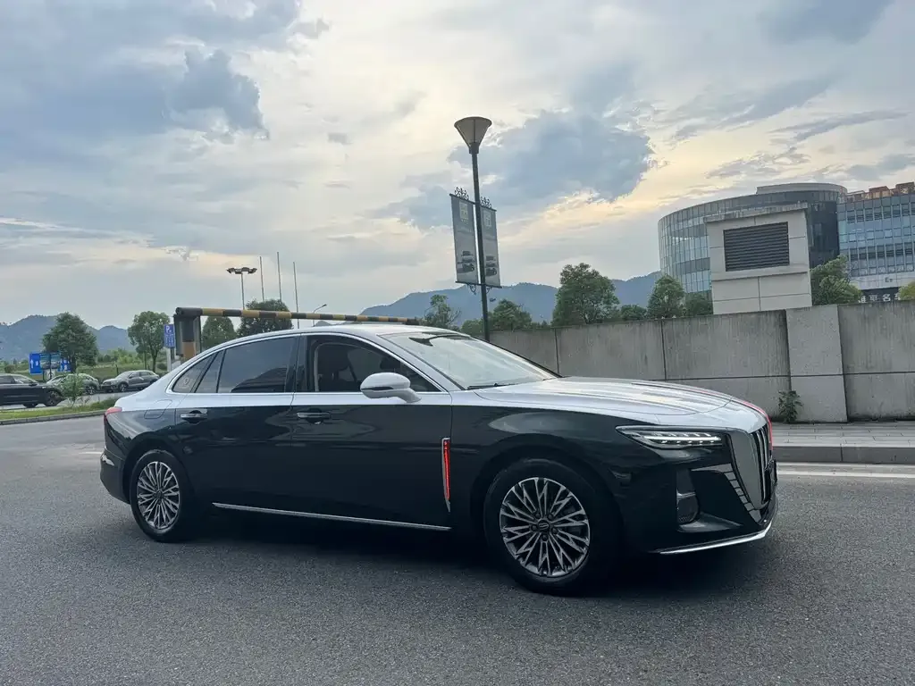 Hongqi H5 2024 из CN, фото 3