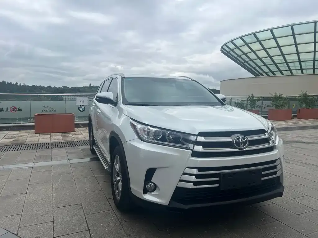 Toyota Highlander 2021 из CN, фото 3
