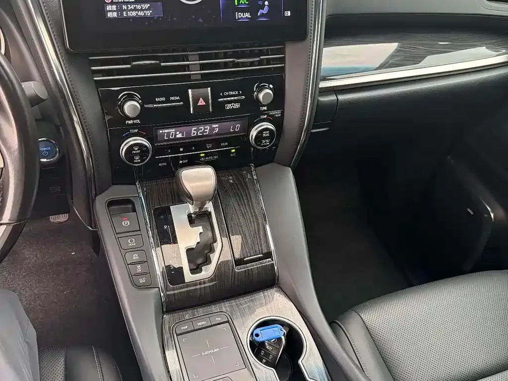 Lexus LM 2022 из CN, фото 7