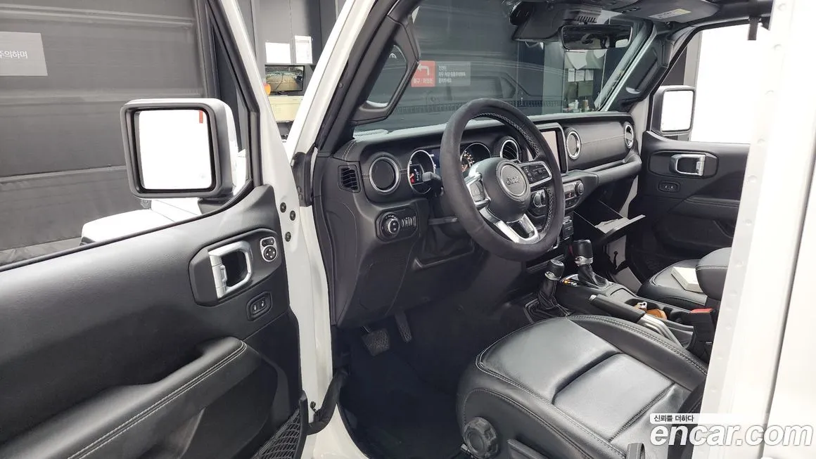 Jeep Wrangler 2021 из KR, фото 10