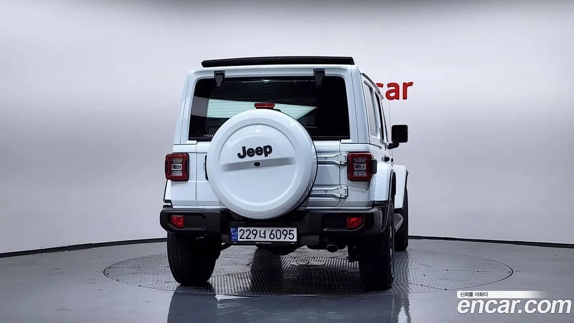 Jeep Wrangler 2021 из KR, фото 4