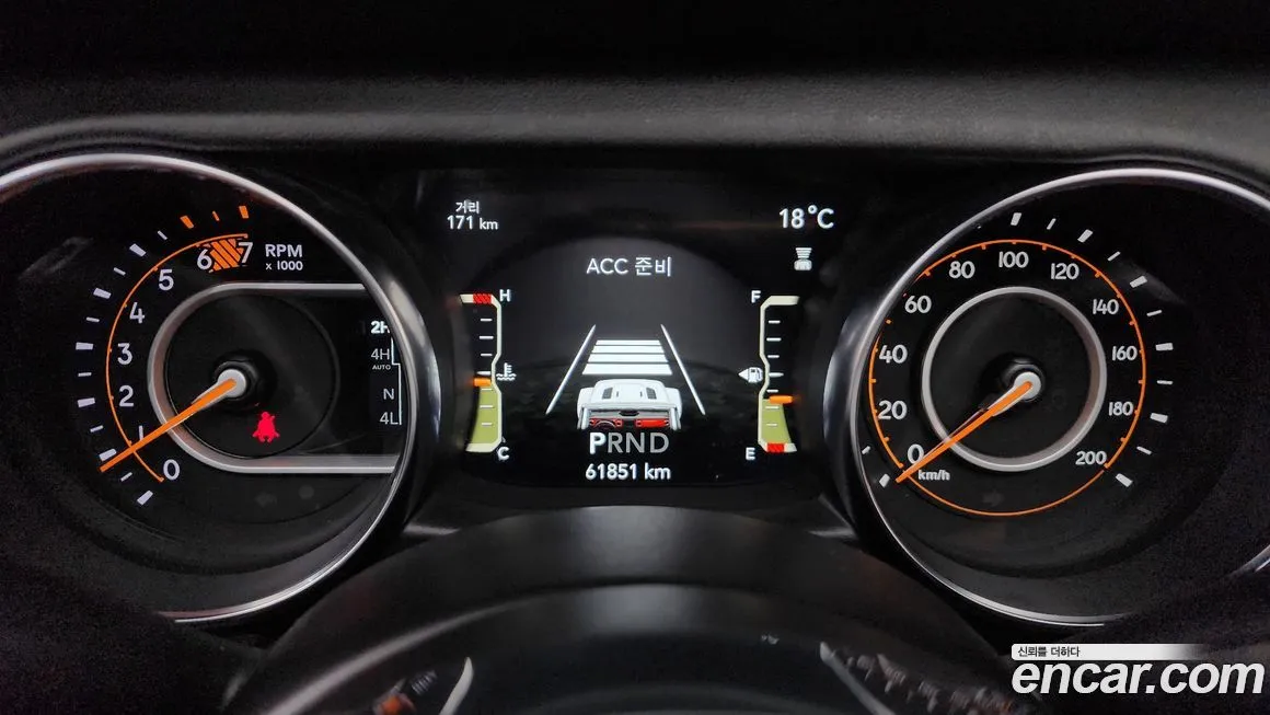 Jeep Wrangler 2021 из KR, фото 8