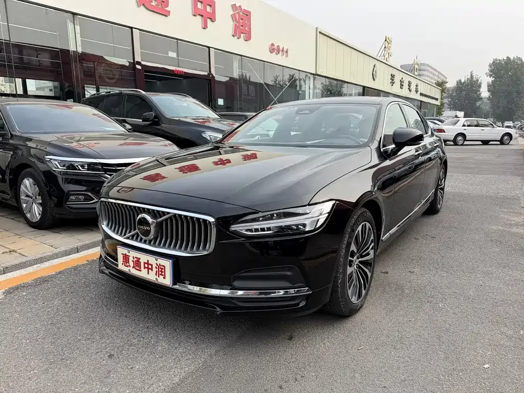 Volvo S90 2022 из CN, фото 1