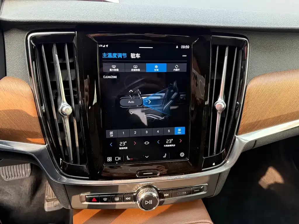 Volvo S90 2022 из CN, фото 10