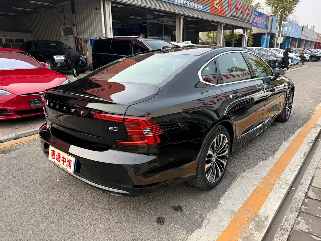 Volvo S90 2022 из CN, фото 4
